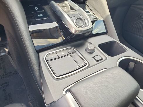 Certified 2024 Acura MDX SH-AWD image 34