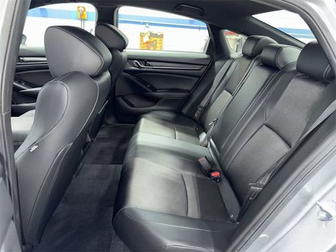 Used 2022 Honda Accord Sport image 17