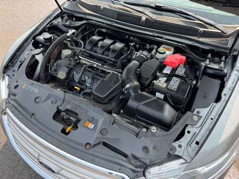 Used 2014 Ford Taurus SEL w/ Equipment Group 201A AWD/4WD image 23
