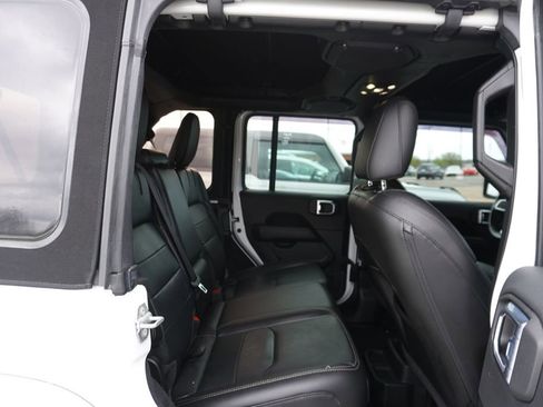 Used 2021 Jeep Wrangler Unlimited Sahara w/ Cold Weather Group image 7