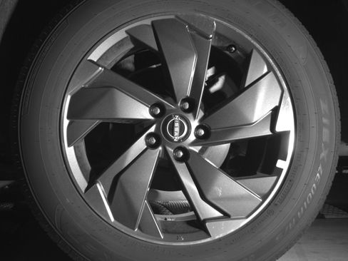 Used 2025 Nissan Rogue SV FWD image 14