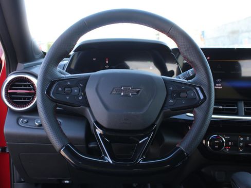 New 2026 Chevrolet Trax RS w/ Driver Confidence Package image 10