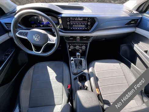 Used 2024 Volkswagen Taos SE AWD/4WD image 13