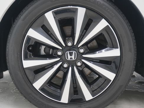 Used 2023 Honda Civic EX image 29