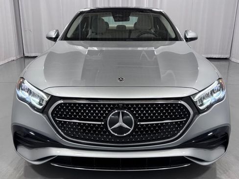 Certified 2025 Mercedes-Benz E 350 4MATIC Sedan image 3