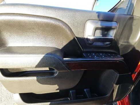 Used 2015 GMC Sierra 1500 SLE w/ SLE Value Package image 11