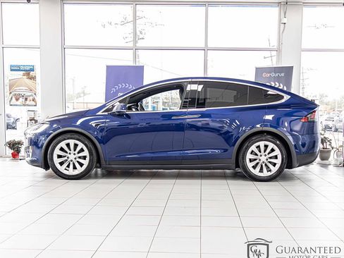 Used 2021 Tesla Model X Long Range AWD/4WD image 7