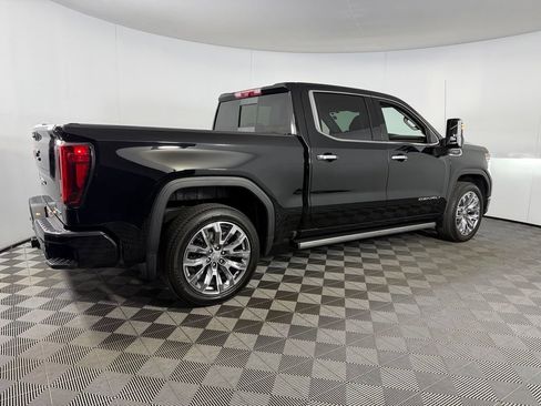 Used 2024 GMC Sierra 1500 Denali AWD/4WD image 8