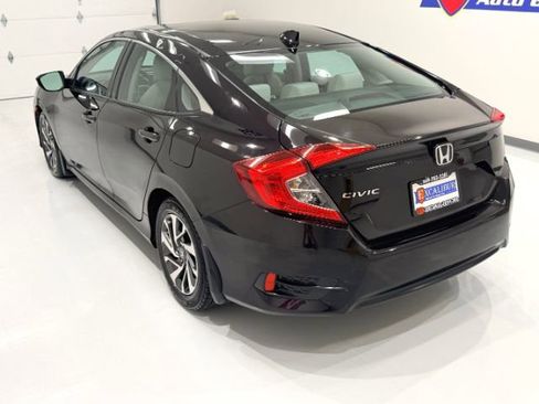 Used 2017 Honda Civic EX image 10