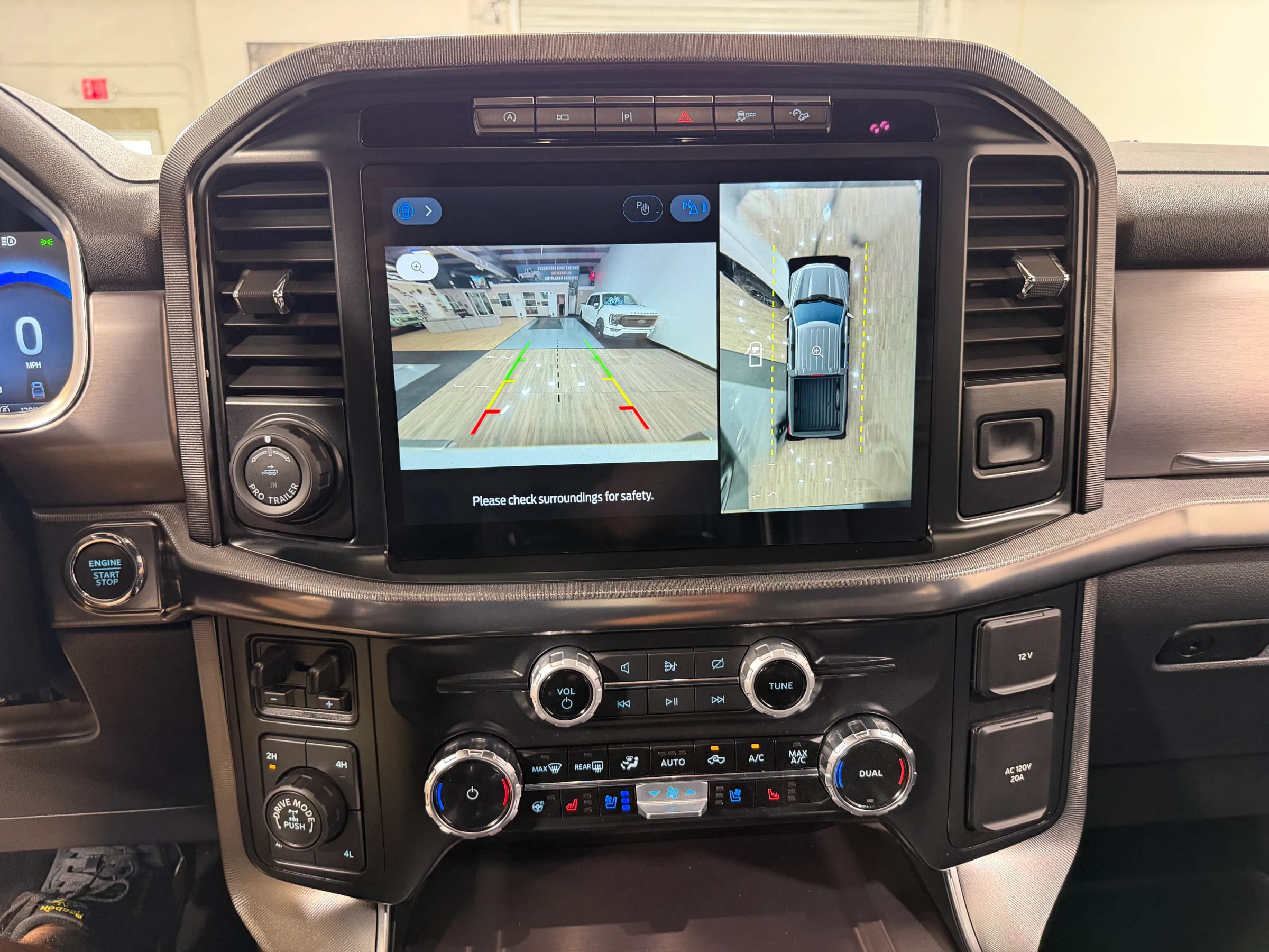 Used 2024 Ford F150 Platinum w/ FX4 Off-Road Package AWD/4WD image 22