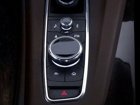 Used 2023 Cadillac Escalade Sport Platinum w/ LPO, ONYX Package image 16