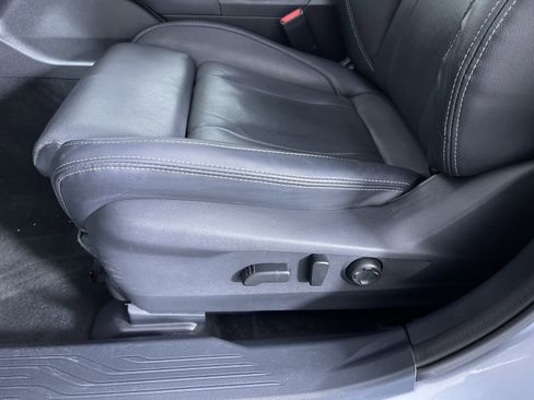 Used 2023 Subaru Outback Touring XT image 13