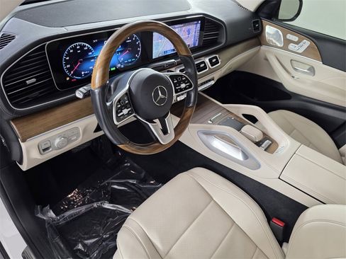 Certified 2022 Mercedes-Benz GLS 450 4MATIC image 10