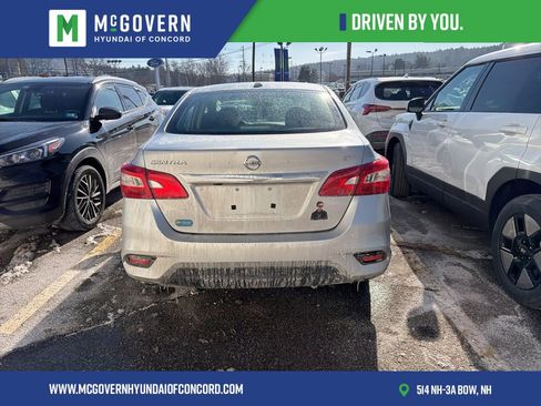 Used 2019 Nissan Sentra SV image 3