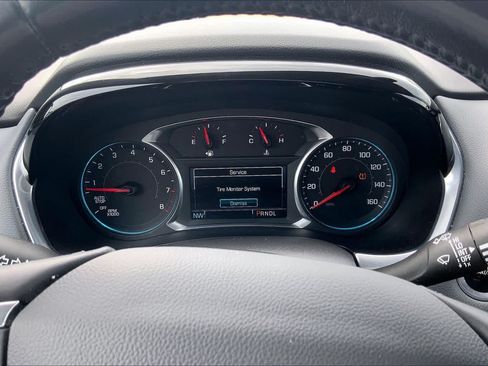 Used 2019 Chevrolet Traverse LT FWD image 26