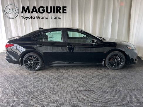 New 2026 Toyota Camry Hybrid AWD/4WD image 2