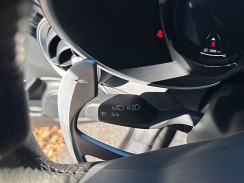 Used 2024 Alfa Romeo Giulia Quadrifoglio w/ Active Assist Plus Package image 36