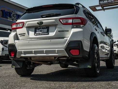 Used 2019 Subaru Crosstrek 2.0i Limited w/ Popular Package #2 AWD/4WD image 3