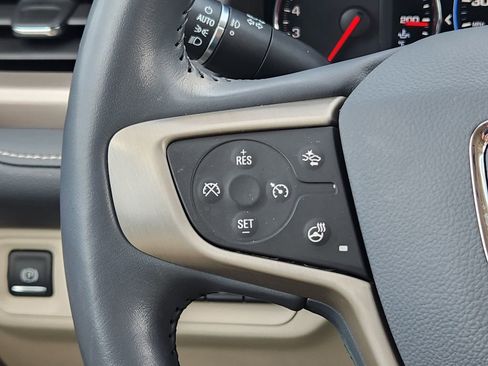 Used 2022 GMC Acadia Denali FWD image 28