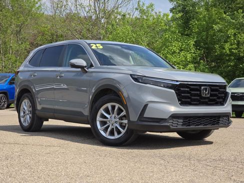 Used 2025 Honda CR-V EX image 2