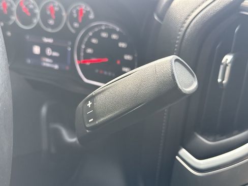 Used 2022 Chevrolet Silverado 2500 LTZ w/ LTZ Convenience Package image 15