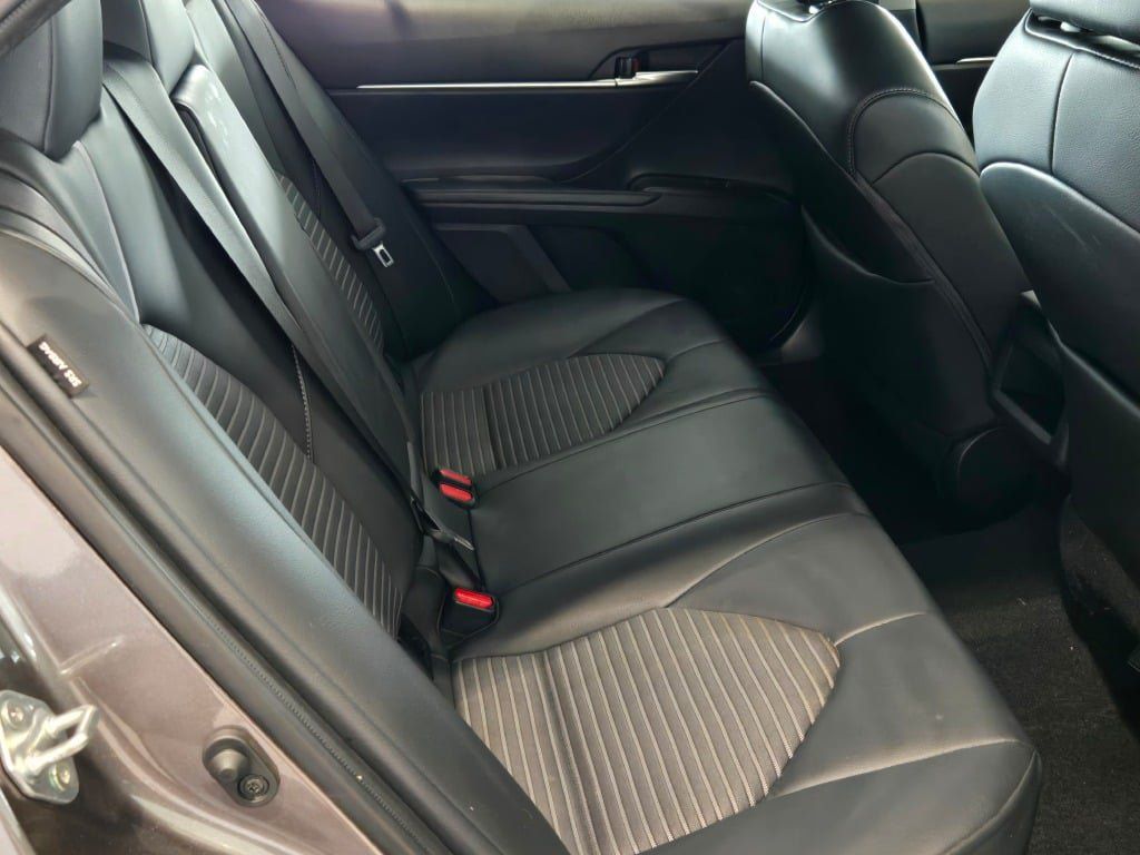 Used 2024 Toyota Camry SE FWD image 10