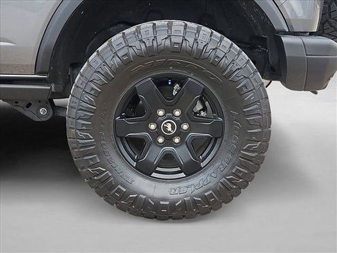 Used 2024 Ford Bronco Black Diamond image 19