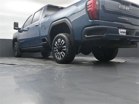 Used 2024 GMC Sierra 2500 Denali Ultimate image 45