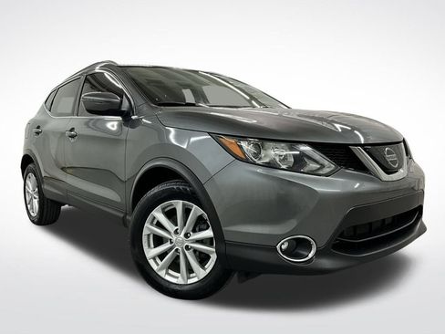 Used 2018 Nissan Rogue Sport SV w/ SV All-Weather Package image 5
