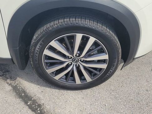 Used 2022 Nissan Pathfinder Platinum w/ Cargo Package image 7