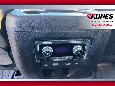 Used 2023 GMC Yukon XL AT4 image 15