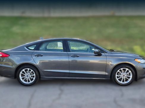 Used 2020 Ford Fusion SE w/ Fleet SE Value Package FWD image 8