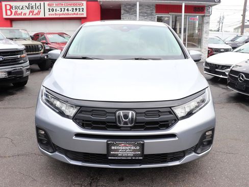 Used 2025 Honda Odyssey EX-L image 8