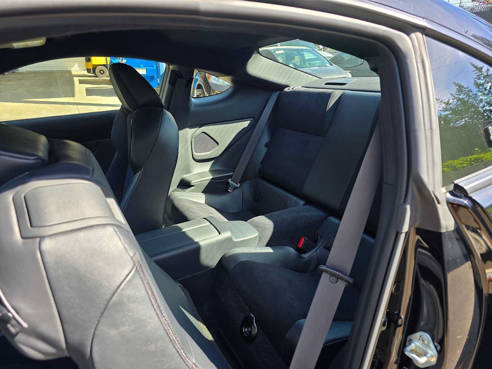 Used 2025 Toyota GR86 Premium w/ ALL Weather Mat Package (TMS) RWD image 16