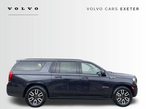 Used 2024 GMC Yukon XL AT4 w/ AT4 Premium Plus Package AWD/4WD image 11