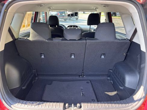Used 2025 Kia Soul LX w/ LX Technology Package FWD image 25