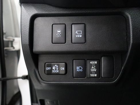 Used 2020 Toyota Tacoma TRD Off-Road w/ TRD Premium Off Road Package image 15