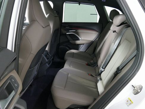 New 2025 Audi Q5 Premium Plus image 29