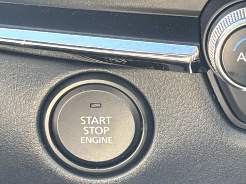 Used 2025 MAZDA CX-30 AWD 2.5 S w/ Preferred Package image 16