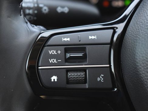 Used 2025 Honda CR-V EX-L image 7