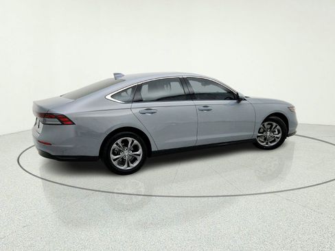 Used 2024 Honda Accord EX-L image 8