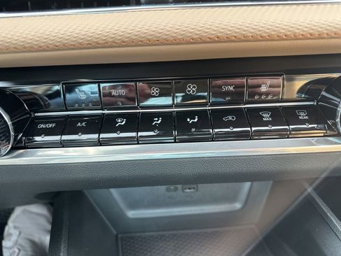 New 2026 Chevrolet Equinox ACTIV image 17