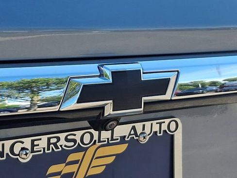 Used 2023 Chevrolet Traverse LT AWD/4WD image 33