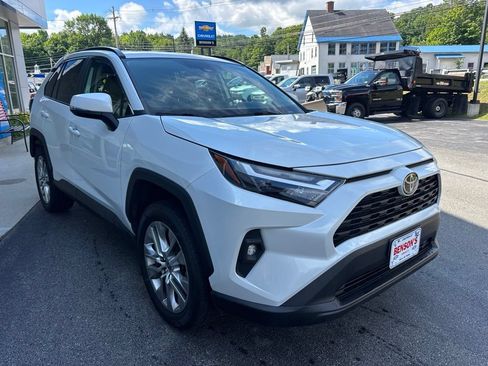 Used 2023 Toyota RAV4 XLE Premium AWD/4WD image 8