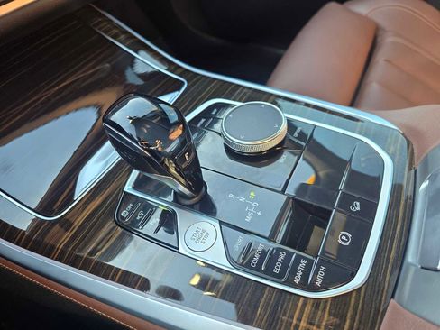 Used 2021 BMW X5 xDrive40i w/ Premium Package image 31