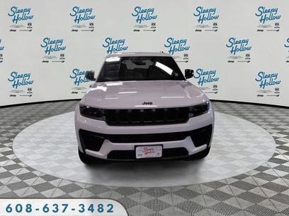 New 2026 Jeep Grand Cherokee Altitude