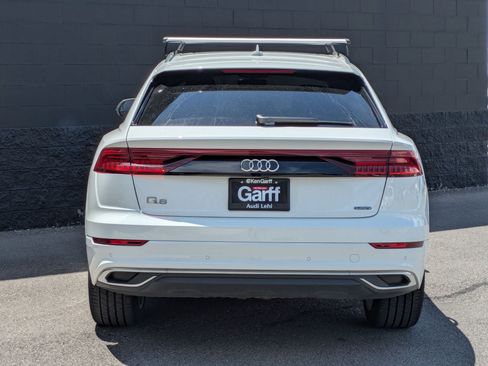 Used 2023 Audi Q8 Premium w/ Convenience Package AWD/4WD image 6