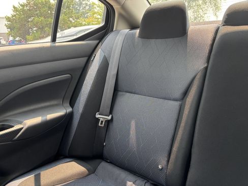 Used 2025 Nissan Versa SV FWD image 32