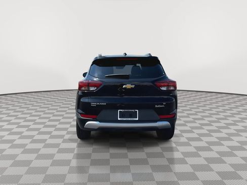 Used 2025 Chevrolet TrailBlazer LT AWD/4WD image 7