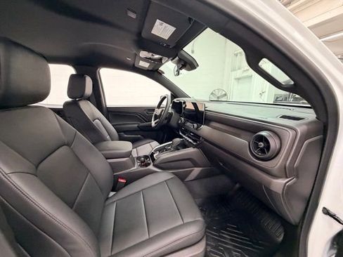 Certified 2024 Chevrolet Colorado Trail Boss image 29